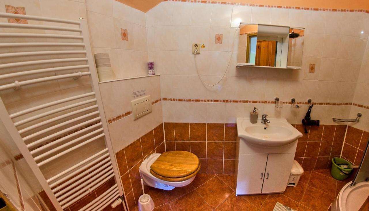 Apartament Vila Rhea Ważec Zewnętrze zdjęcie