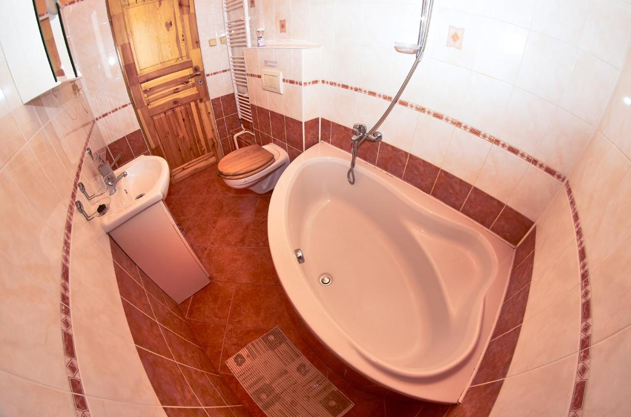 Apartament Vila Rhea Ważec Zewnętrze zdjęcie